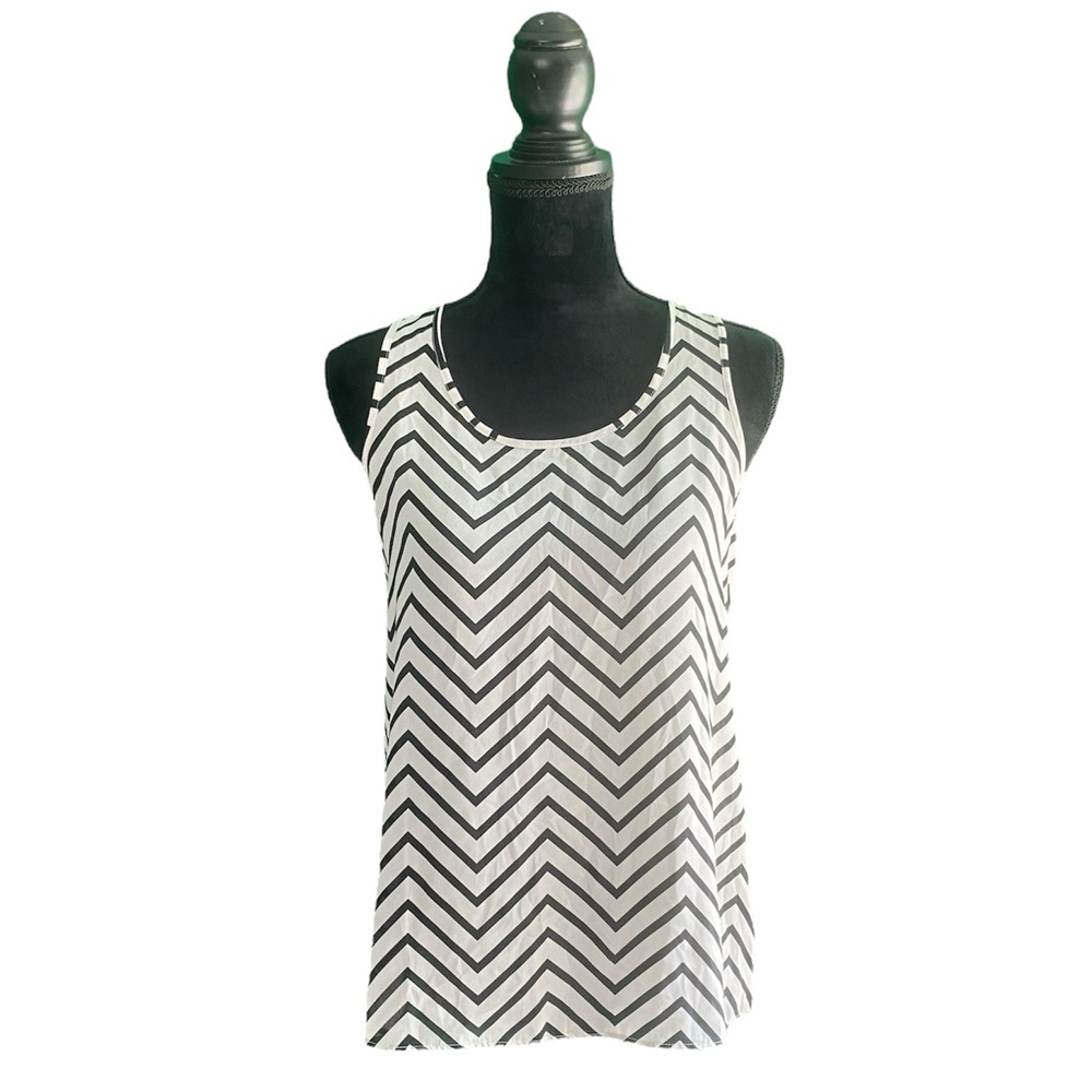 Express Women’s Small Black/White Chevron Striped Tank with Slit in Back
